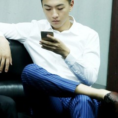 Tiếu Vong Thư - Vương Phi