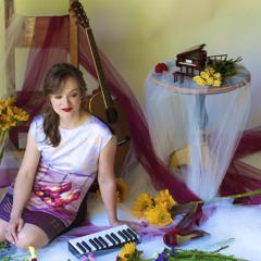 HONEY BEE (featuring Jen Waters)