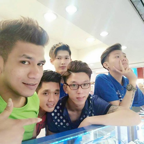 琪琪 in The house 2k15 Kelvin 生日快乐(来吧我的兄弟我陪你喝醉)