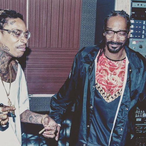 are snoop dogg and wiz khalifa related