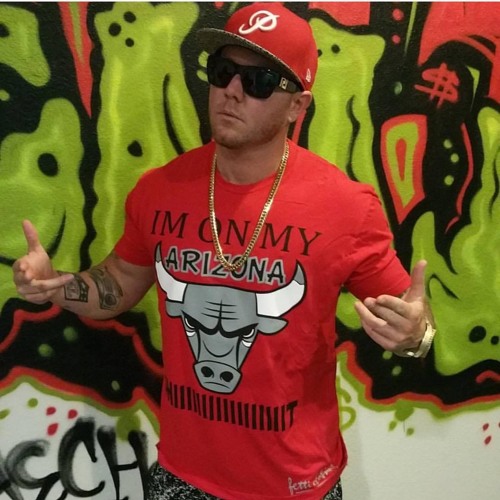 Petey Pe$o ft. Dann G - I Go Out To Go In