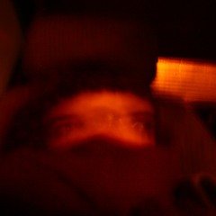 cuando intento dormir pero los dedos no quieren.