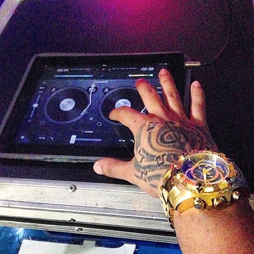 == MEU PAU É UM MEIOTA (DJ FELIPE SOUZA)