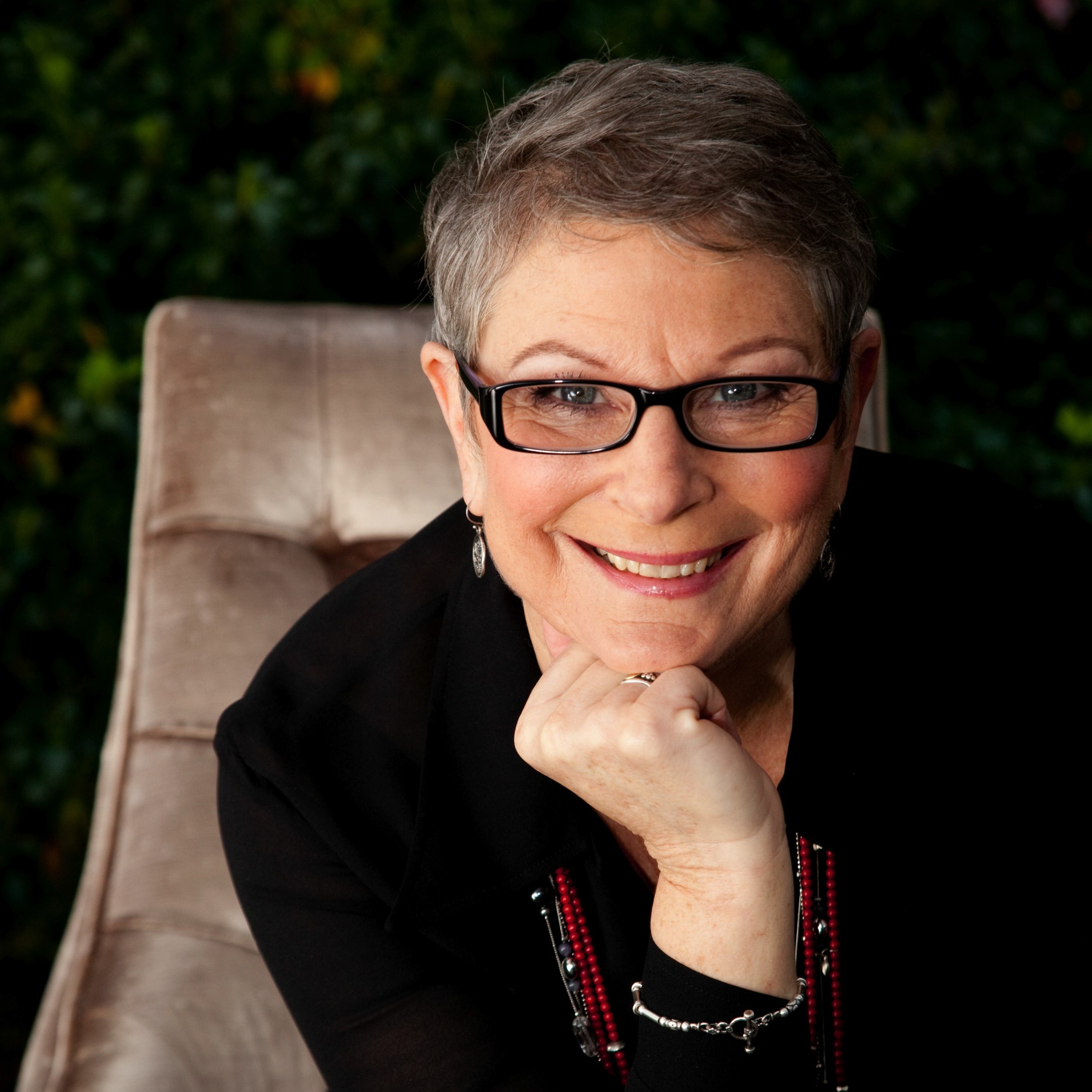 The Wise Guides Episode 1: Exploring forgiveness with Petrea King episode artwork