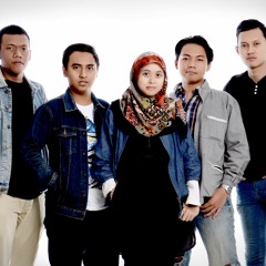 Petra Sihombing - Mine (Cover) by Apip (Vocal) & Nurul (Pianist)