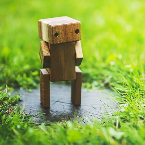 Robot(Royalty Free Music)