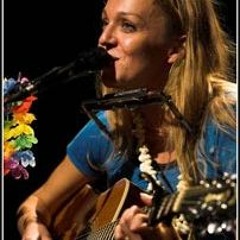 Ding Dung Dong feat. Austine