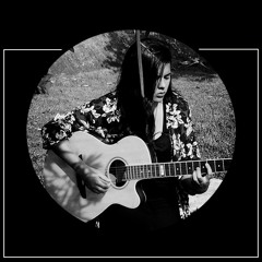 Velha Roupa Colorida - Belchior, por Thais Uchôa e Julio Camelo [Aos vivos na casa de Julio]