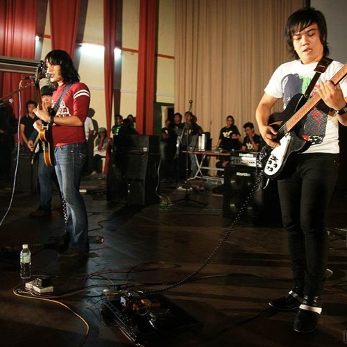 Tunjuk Perasaan ( The Times )
