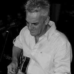 Deja Un Poco De Luz Al Partir - Sep 2015