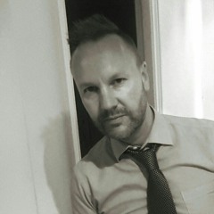 Dj Dan Williams feat Taz - It's too hot! (Hace demasiado calor!)