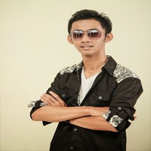 Wandra Kangen Setengah Mati Cover By Galih Setiawan Wandra Kangen Setengah Mati Cover By Galih Setiawan