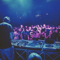 stranger @ Manifesto (Napels, IT) 12-07-2015