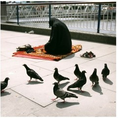 لاإلاه إلا الله وحده لا شريك له ،له الملك وله الحمد و هو على كل شي قدير