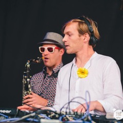 Djack Feat Matt Mez (Sax) @ Thé Dansant Flower Power