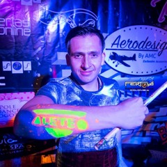 JUMP THE HOUSE OUT !