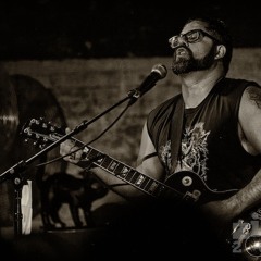 The Giraffes - Sugarbomb