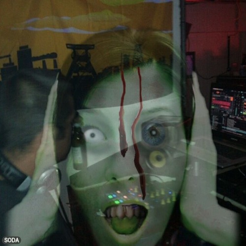 2015-09-24 canuma@ODB - Zug von rechts