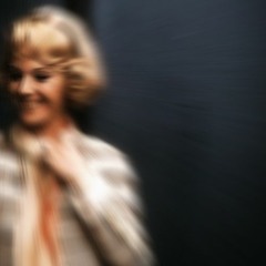 ... iKi-MiX...   " Baisers lovés "