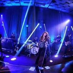 Queen of Peace - Florence + the Machine @ BBC Radio 1 Live Lounge