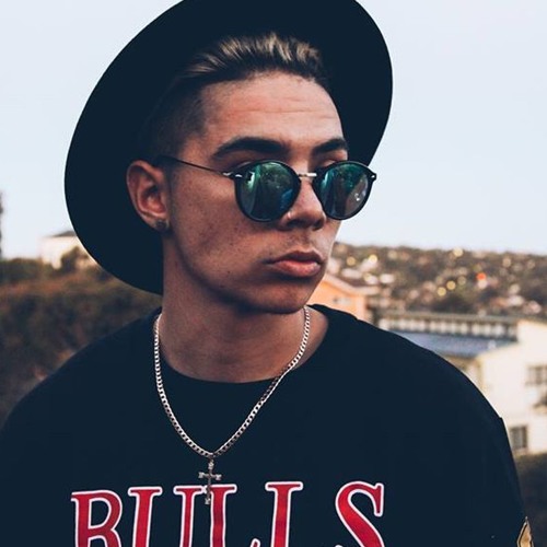 679 (William Singe Cover) by KA3_OL679 Free Listening on