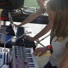 [2005] C.O.S.M. (Tom Cosm And Hannah Flatman) - Live At Phish And Trips 2005
