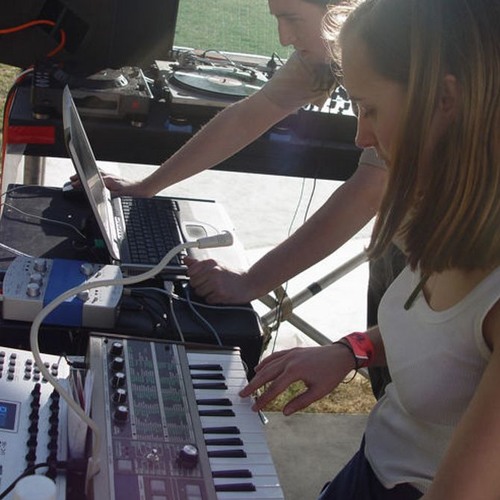 [2005] C.O.S.M. (Tom Cosm And Hannah Flatman) - Live At Phish And Trips 2005