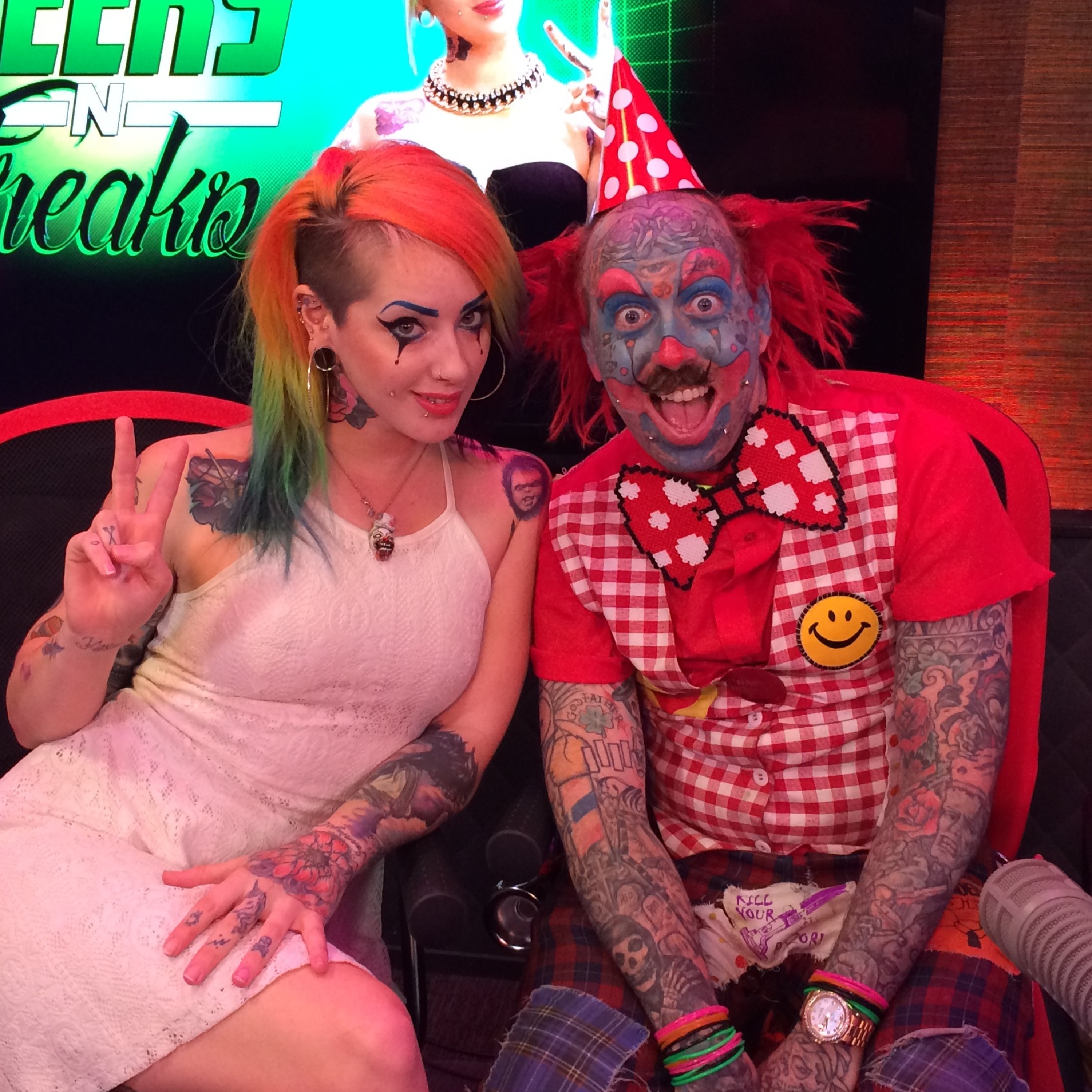 Richie The Barber Joins Lindsey In Studio! thumbnail