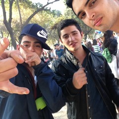 Caminando x Mi Barrio feat. Blaq Poet