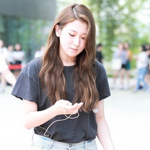baek yerin 백예린 of