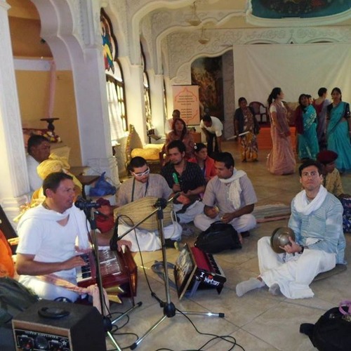 Sunday Program - Kirtan by HG Anandamaya Prabhu