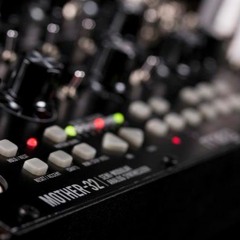 Deep Resonant Bass Seq