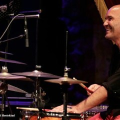 JMF Trio + guests - Everything In Its Right Place (Radiohead cover) LIVE.