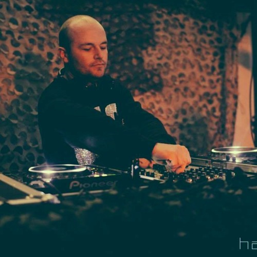 Dave Angle | Weekend millionaires agency | October 2015 | Nu-disco/Funk