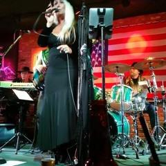 Gypsy by Fleetwood Mac Performed by Dreams The Ultimate Fleetwood Mac Tribute