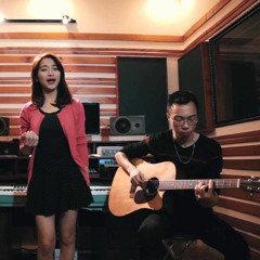 Cơn mưa ngang qua Acoustic - Hòa Minzy & Tùng Acoustic