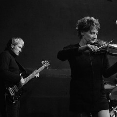 NyugatKelet-WestEast (live)