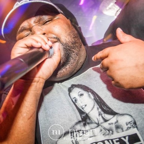 MC Kalzin - Putaria Pro Helipa (DJ Tezinho) Part. MC Sonic