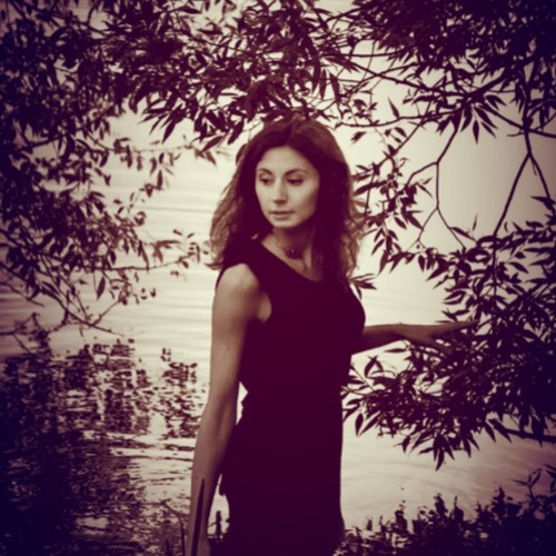 EaZy White – Пауза