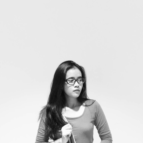 Girlfriend (combine by Novi)