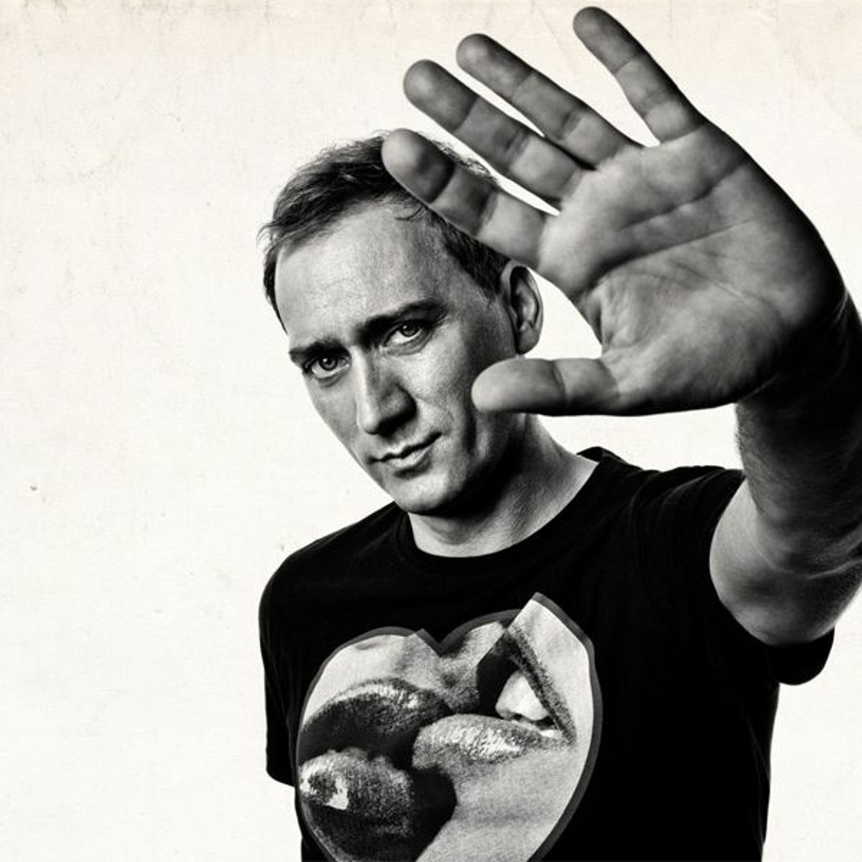 Paul Van Dyk-Live in Paris 03-23-1993 episode artwork