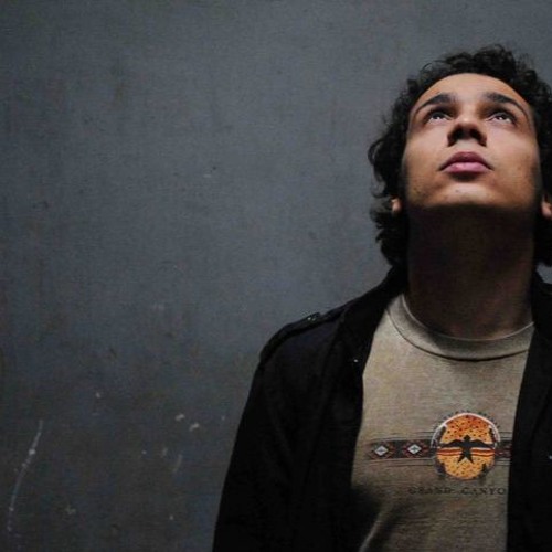 مزيج - مصطفى ابراهيم ، عن الروح والحب والثورة