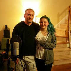 Hailey Trasti Sings Riptide/1 take with Dad Erik on guitar