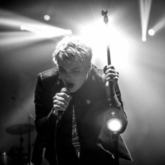 Cemetery Drive ( Live ) - My Chemical Romance