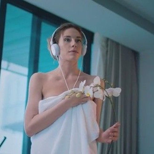 Такая одна доминик. Песня только она такая одна. Такая одна доминик актриса. Песня только она такая одна. Доминик джокер такая одна клип.