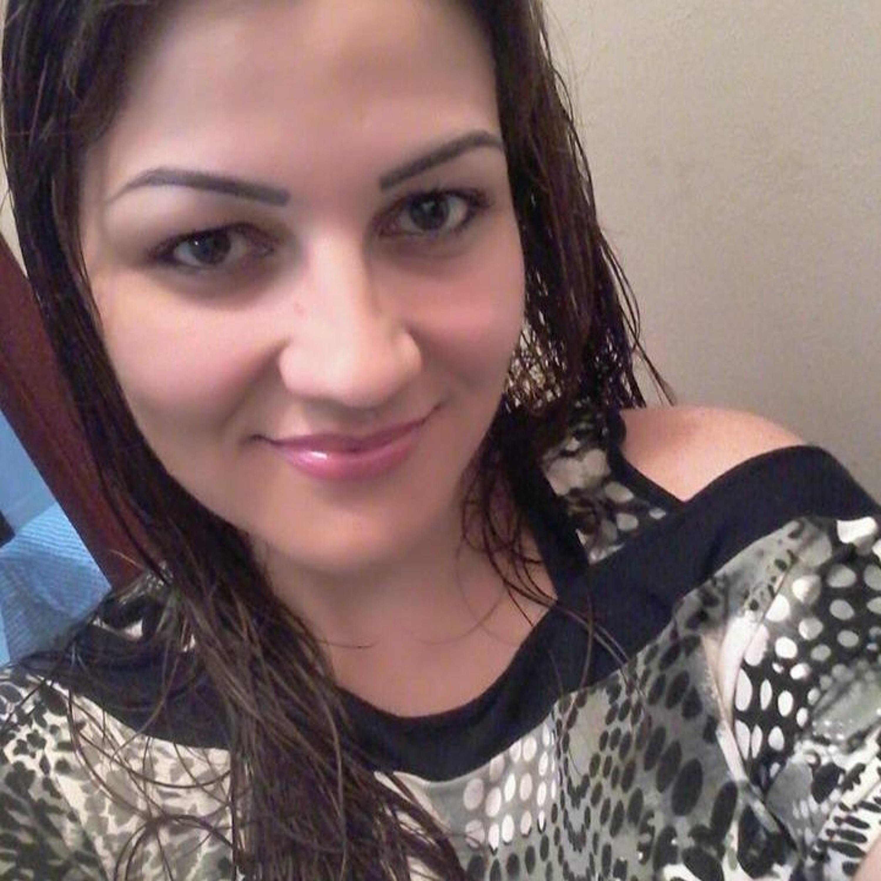 Suzi Martinez Locutora