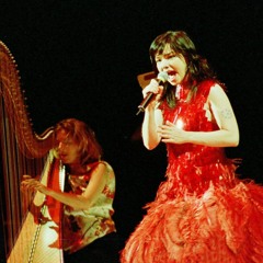 Björk - Pagan Poetry | Live At Royal Opera House 2001