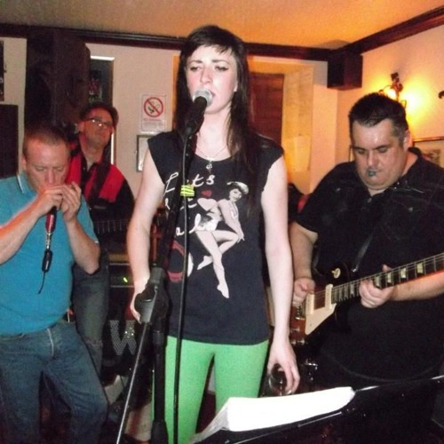 Laura mays blue rays live Kissin in the Dark written by memphis minnie ft al price