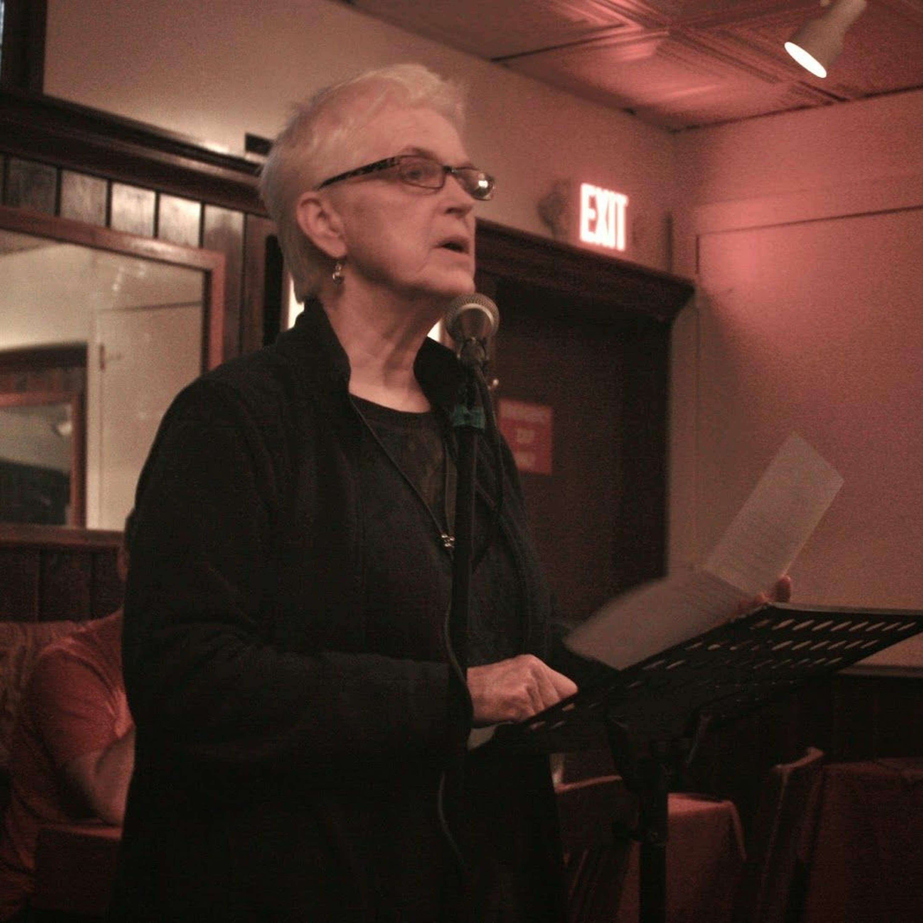 Writers Read Live!