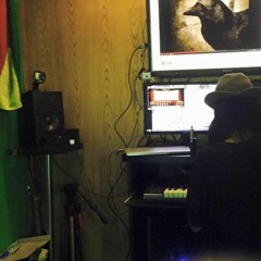 Studio Hotbox Unplugged -When I'm Gone [Ukulele Jam]